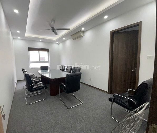 Bán căn hộ chung Vip Hoàng Đạo Thúy khu THNC mặt đường diện tích: 119m