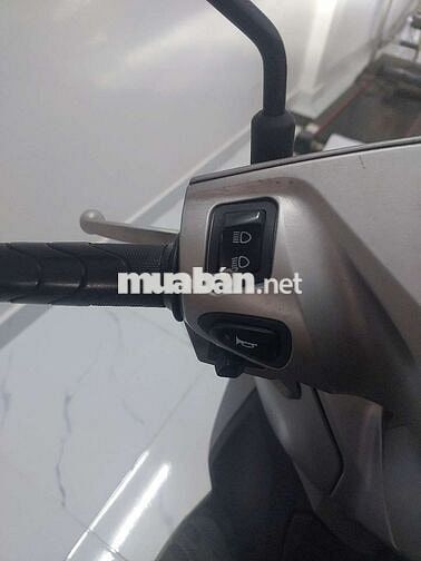 Honda Lead Đặc biệt Xám Sài Gòn
