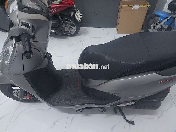 Honda Lead Đặc biệt Xám Sài Gòn