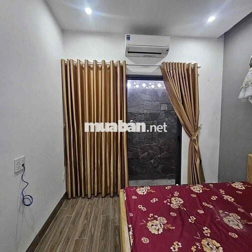 Nhà 3 tầng Diên Hồng - Trống sẵn 3pn giá 18tr