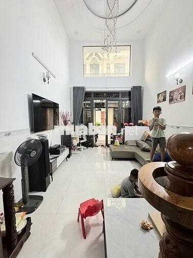 NHÀ HIẾM- GẦN SIÊU THỊ EMART PHAN HUY ÍCH- GÒ VẤP- 4❌14,5- 5 TẦNG BTCT