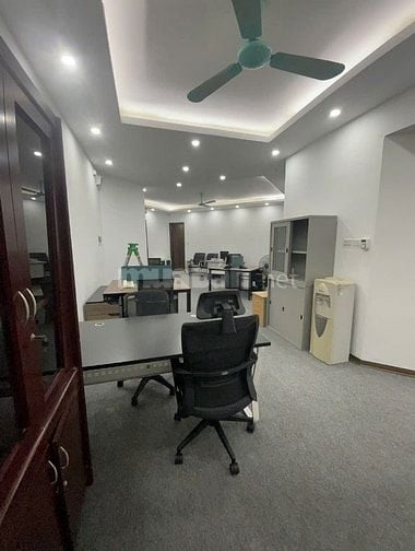 Bán căn hộ chung Vip Hoàng Đạo Thúy khu THNC mặt đường diện tích: 119m