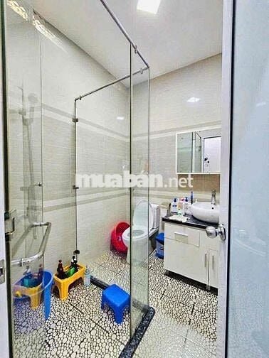 Cho THUÊ nhà nguyên căn 1 trệt 2 lầu mặt tiền đường Võ Thị Sáu giá thu