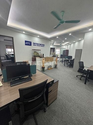Bán căn hộ chung Vip Hoàng Đạo Thúy khu THNC mặt đường diện tích: 119m