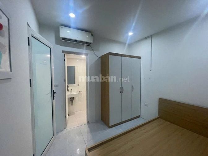 Nhà riêng cấp 4 ngõ 70 phố mai động dt35m2x1 tầng giá 5tr 