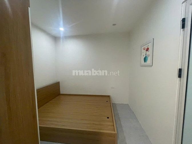 Nhà riêng cấp 4 ngõ 70 phố mai động dt35m2x1 tầng giá 5tr 