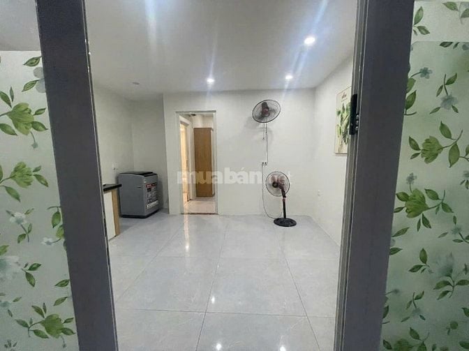 Nhà riêng cấp 4 ngõ 70 phố mai động dt35m2x1 tầng giá 5tr 