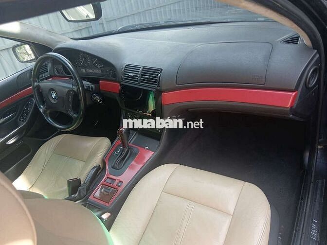 BMW 525i E39 Đen Tự động