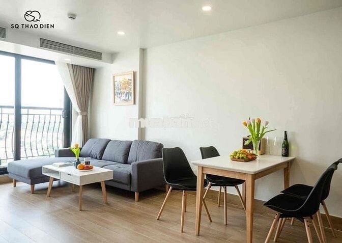 Căn Hộ 2 Phòng Ngủ Full Nội Thất Ngay Công Viên Hoàng Văn Thu