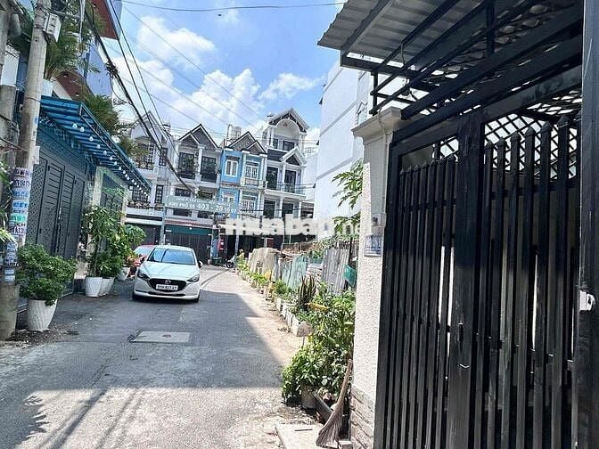 Cho thuê nhà nguyên căn 1T1L đường Trần Thị Năm