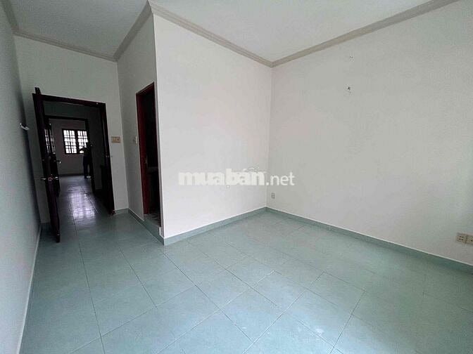 Cho thuê nhà nguyên căn 1T1L đường Trần Thị Năm