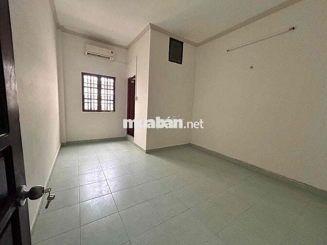 Cho thuê nhà nguyên căn 1T1L đường Trần Thị Năm