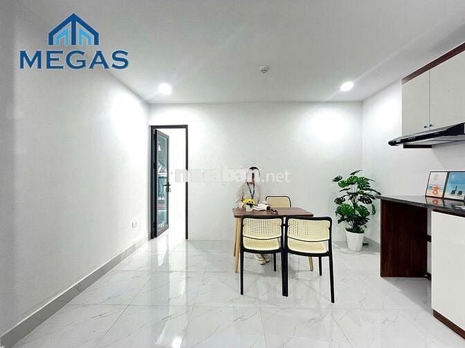 CHO THUÊ 2N1K BAN CÔNG SIÊU RỘNG NGAY PHẠM VĂN ĐỒNG, TP. GIAO LƯU