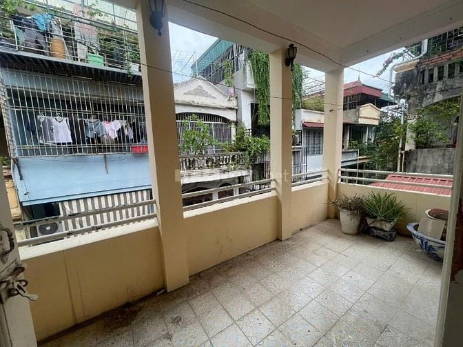 Nhà riêng ngõ phố minh khai, ngõ quỳnh diện tích 55m2x4t giá 15tr  có 