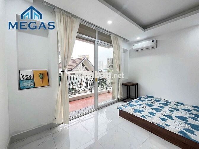 CHO THUÊ CĂN HỘ 2 NGỦ 1 KHÁCH BAN CÔNG LỚN NGAY THÀNH PHỐ GIAO LƯU