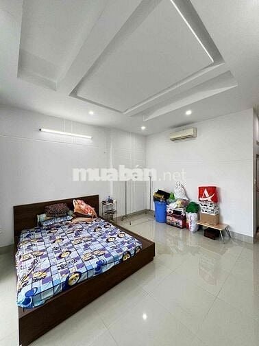 CHỦ GỬI CHO THUÊ NHÀ TRỆT LẦU SÂN THƯỢNG CÓ NỘI THẤT KDC HƯNG PHÚ