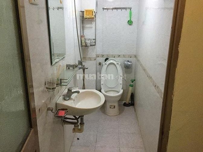 Nhà riêng ngõ phố minh khai gần đầu bạch mai dt30m2x4t giá 10tr 