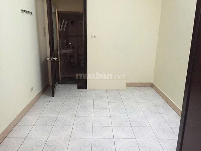 Nhà riêng ngõ phố minh khai gần đầu bạch mai dt30m2x4t giá 10tr 