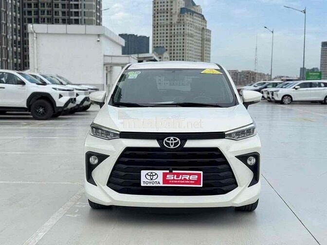Toyota Avanza Premio 2023 1.5 CVT Trắng