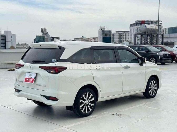 Toyota Avanza Premio 2023 1.5 CVT Trắng