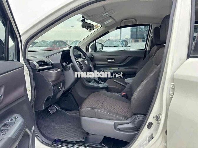 Toyota Avanza Premio 2023 1.5 CVT Trắng