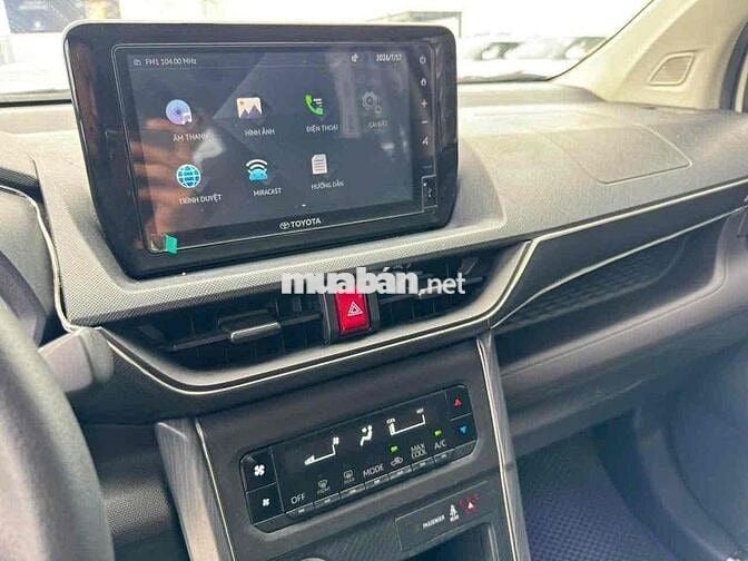 Toyota Avanza Premio 2023 1.5 CVT Trắng