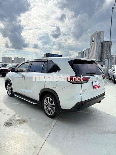 Toyota Innova Cross Hybrid 2023 Trắng Hybrid