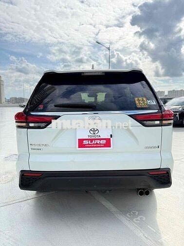 Toyota Innova Cross Hybrid 2023 Trắng Hybrid