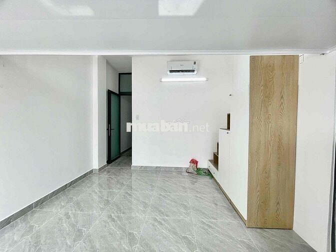 CHO THUÊ Duplex Ban Công Mới Xây, Full Nội Thất, Gần Huflit Hóc Môn