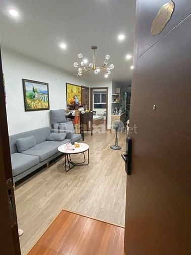 Cho thuê căn hộ 74 m2, 2 phòng ngủ, 2 WC, toà nhà Vindahud - Cửu Long
