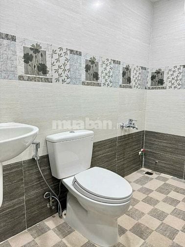 TOÀ NHÀ - HẦM 7 TẦNG - 360M2 SÀN - CHỈ 16,X TỶ -  NGUYỄN TRÃI, Q.1