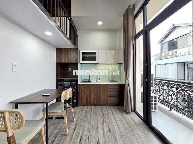 CHO THUÊ PHÒNG MỚI 100% - ĐẦY ĐỦ TIỆN NGHI - BAN CÔNG NGAY TRUNG TÂM