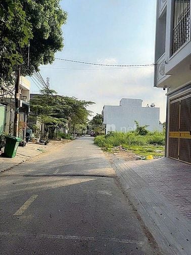 Bán đất nền KDC Phú Lợi P7 Q8 , 68,7m2 sổ sẵn cc liền đường 10m 