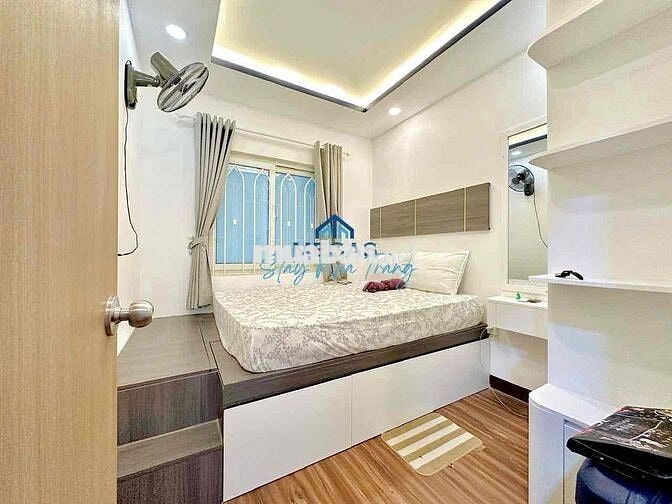 CHO THUÊ CĂN HỘ 2PN2WC - BAN CÔNG - GẦN BIỂN