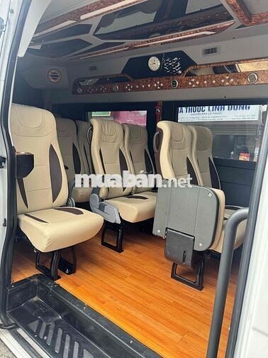 Hyundai Solati Limousine 2019 Trắng 16 chỗ