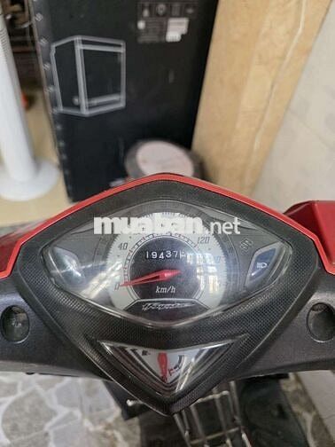 Suzuki Hayate 2012 màu Đỏ