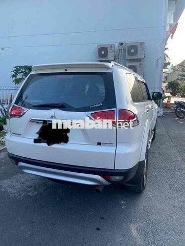 Mitsubishi Pajero Sport 2016 2 cầu. máy xăng