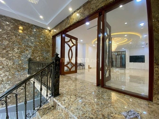 Chính Chủ Cho Thuê Nhà 9 Tầng Mặt Phố tại: Trung Kính,Cầu Giấy 195tr