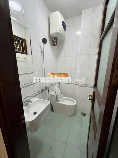 Cho thuê nhà riêng Phố Huế - Đại Cồ Việt - 25m2 -5 tầng