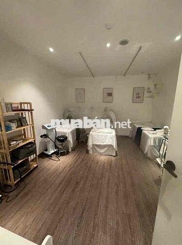 Toà Nhà 10 tầng văn phòng kinh doanh