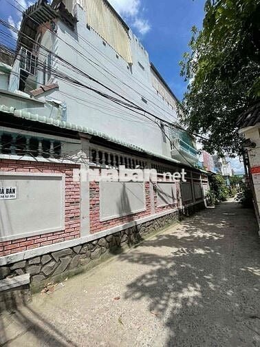 Cần bán nhà 2 mặt tiền hẽm xe hơi ( quốc lộ 50) gần cầu ông thìn