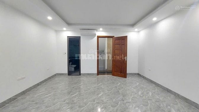 BÁN NHÀ PHỐ HỒ TÙNG MẬU, VỊ TRÍ NHÀ SIÊU ĐẸP, CÁCH MẶT PHỐ CHỈ 50M