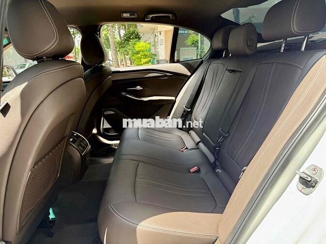 VinFast Lux A2.0 Base 2022 Trắng Tự động