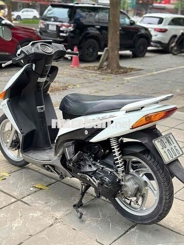 Honda Click Trắng 2013 chạy cực êm