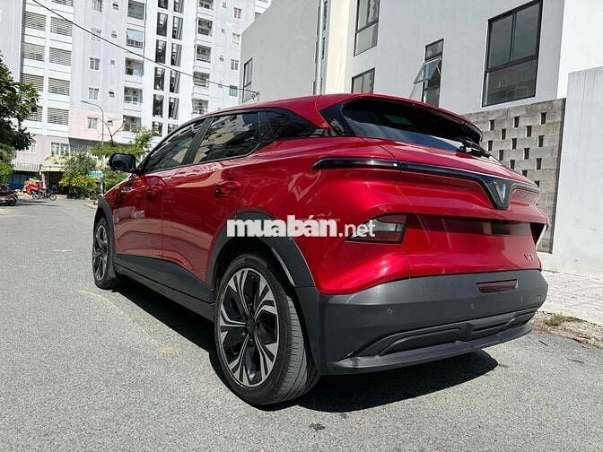 Vinfast VF6 Plus Sản xuất 2025 Đỏ xe pin mua