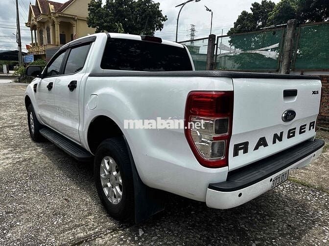 Ford Ranger XLS 2021 1 cầu Tự động Trắng