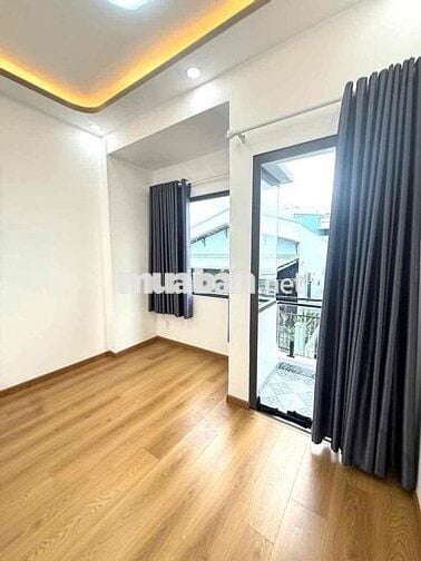 bán nhà 1 lầu MT xe hơi quận 7