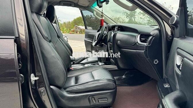 Toyota Fortuner 2022 2.4L 4x2 AT dầu tự động