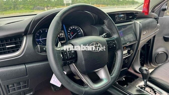 Toyota Fortuner 2022 2.4L 4x2 AT dầu tự động