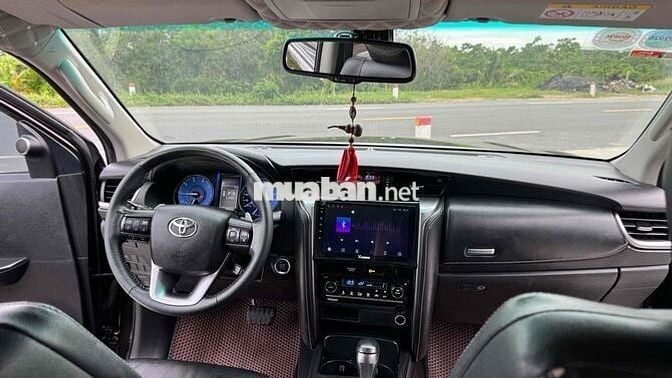 Toyota Fortuner 2022 2.4L 4x2 AT dầu tự động